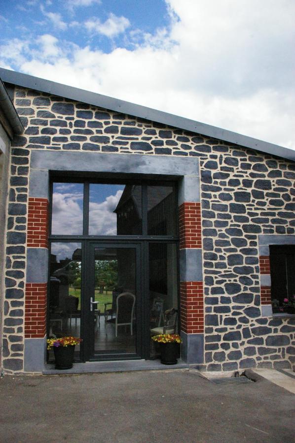 Féron Au Charme D'Antan B&B 외부 사진