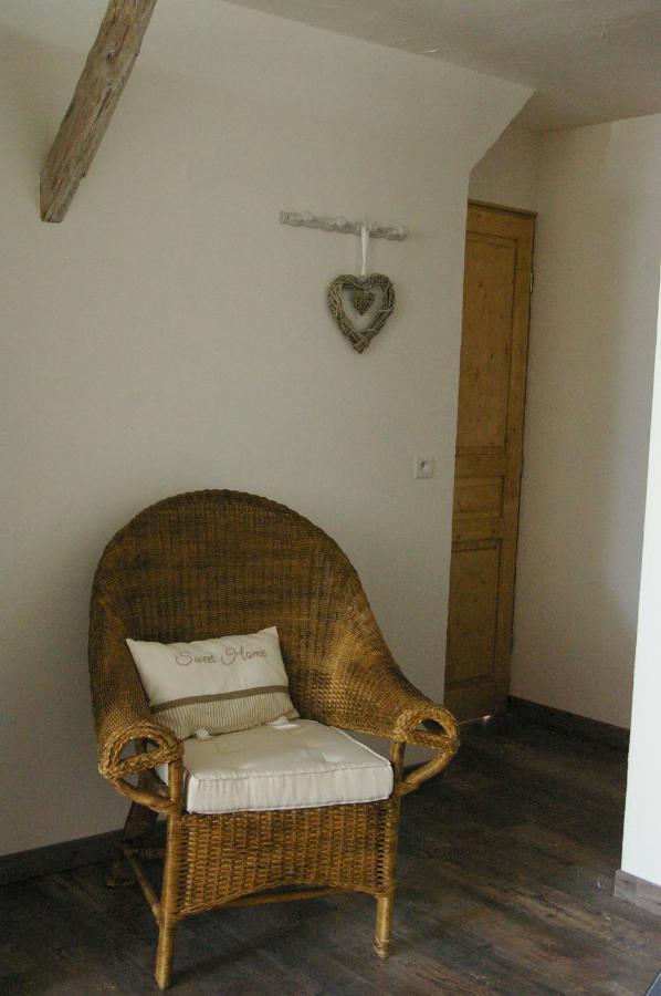 Féron Au Charme D'Antan B&B 외부 사진