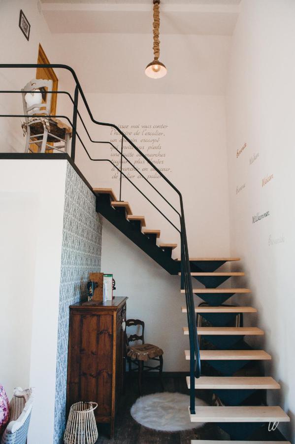 Féron Au Charme D'Antan B&B 외부 사진