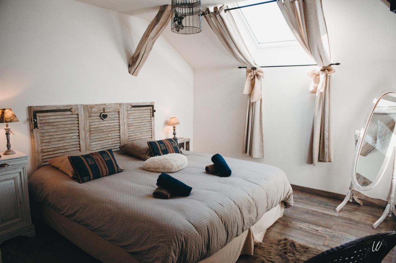 Féron Au Charme D'Antan B&B 외부 사진