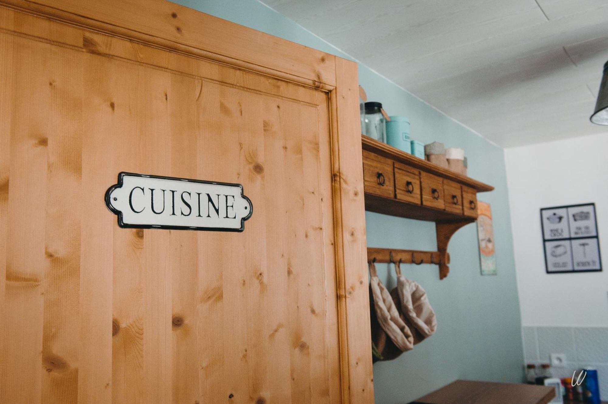 Féron Au Charme D'Antan B&B 외부 사진