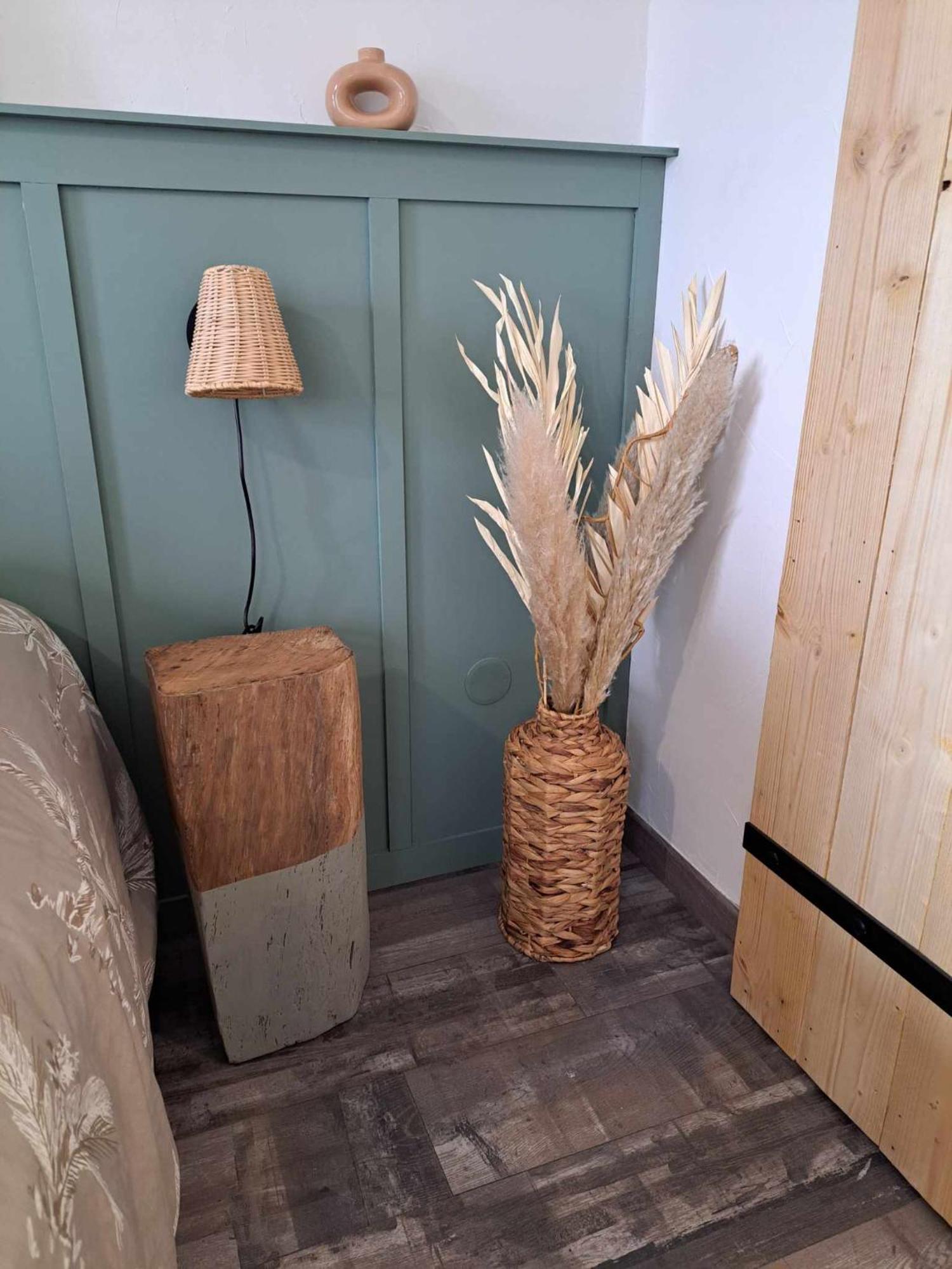 Féron Au Charme D'Antan B&B 외부 사진